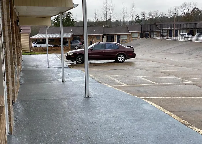 Town House Motel