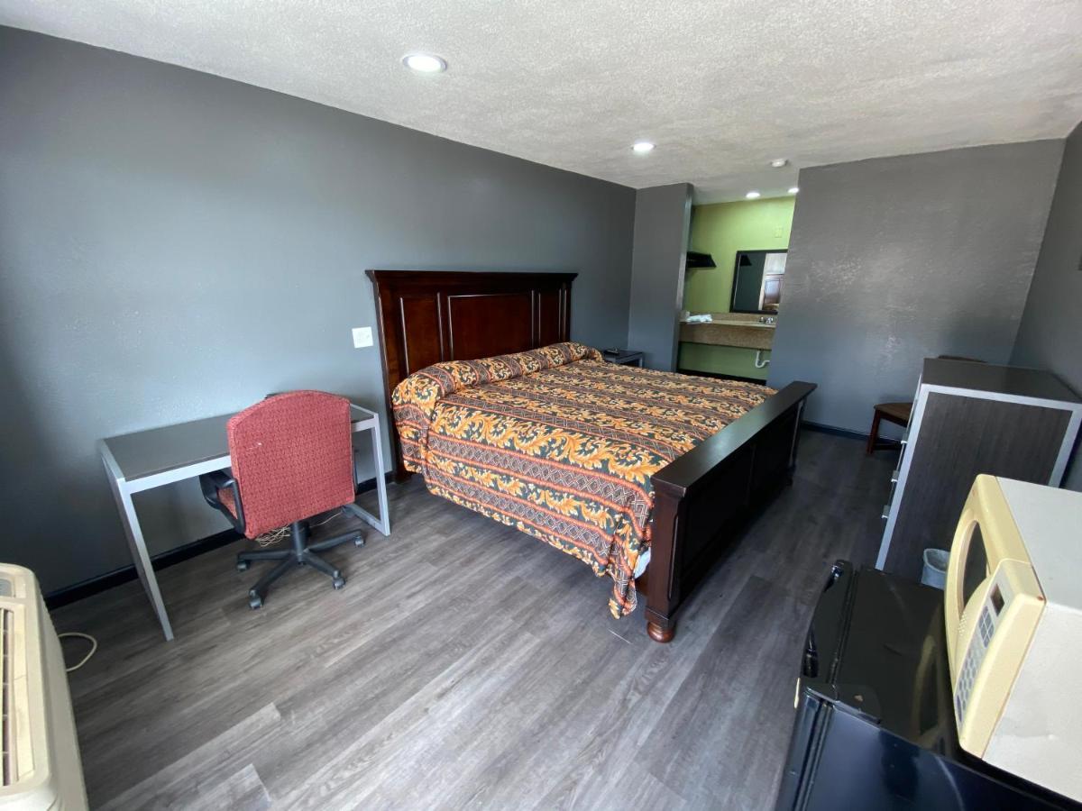 Town House 2*