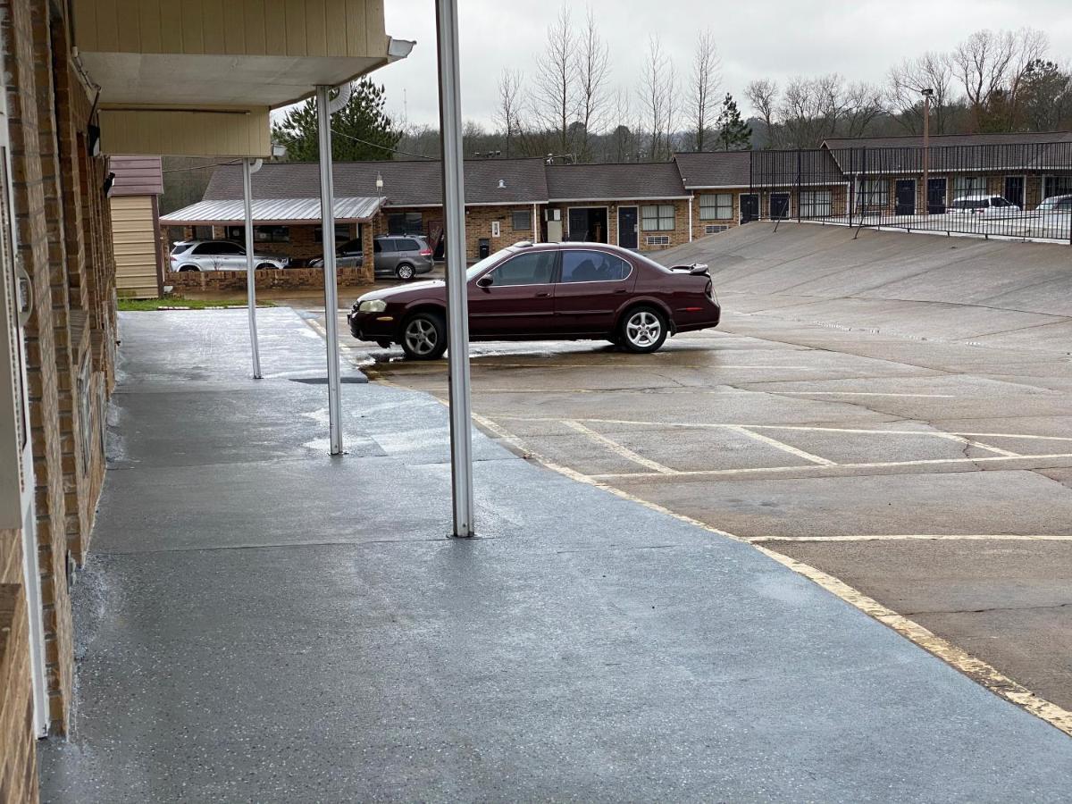 Town House Motel
